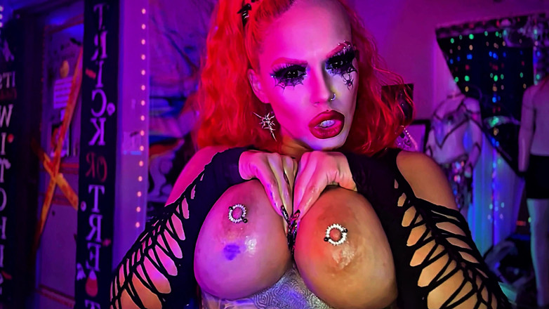 Red X: 4K Distrus de Regina Spider striptease la instrucțiuni de masturbare