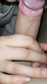 Quick Blowjob in Car | No Cum