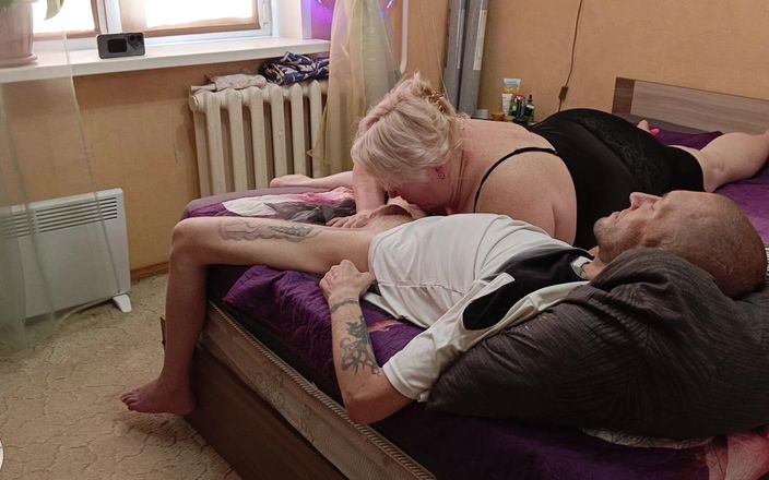 Zona901: Зріла свекруха робить мінет і ковтає всю сперму