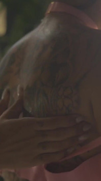 Il primo sesso lesbico di una miLF infedele - kylie ellish e daniela andrea
