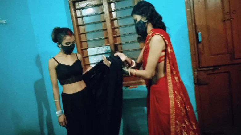 Hot_Monika: Dos Bhabhi Follan Con Devar Travieso Para Sexo Duro, Bhabhi...