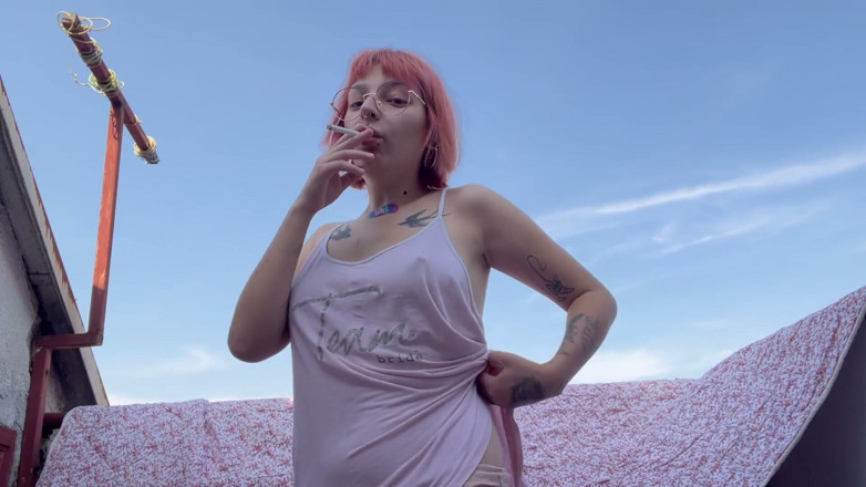 lanalovacutie: Smoking-and-teasing-you
