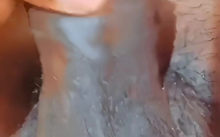 Sissy Bisexual: Piccolo cazzo più allentato