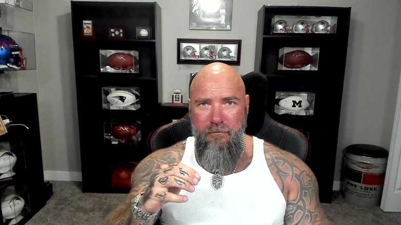 Raw and Uncensored with Masculine Jason: Biseksüel olarak çıkıyor