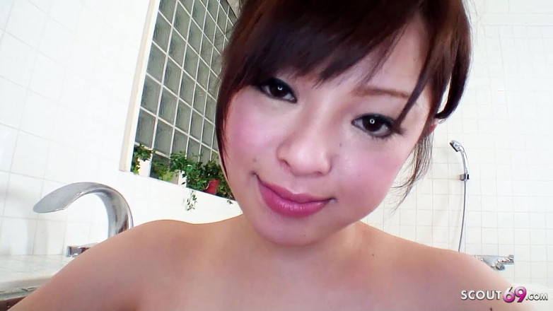 Asian porn collection: Sweet Asian teen banged by step dad while bathing