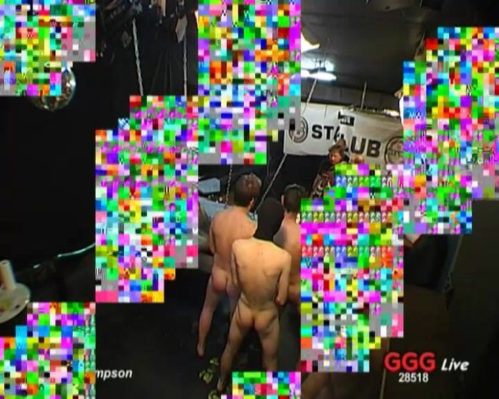 GGG John Thompson Classic Retro: Ggg - सुनहरे बालों वाली बेब की स्टेज पर सामूहिक चुदाई लाइव