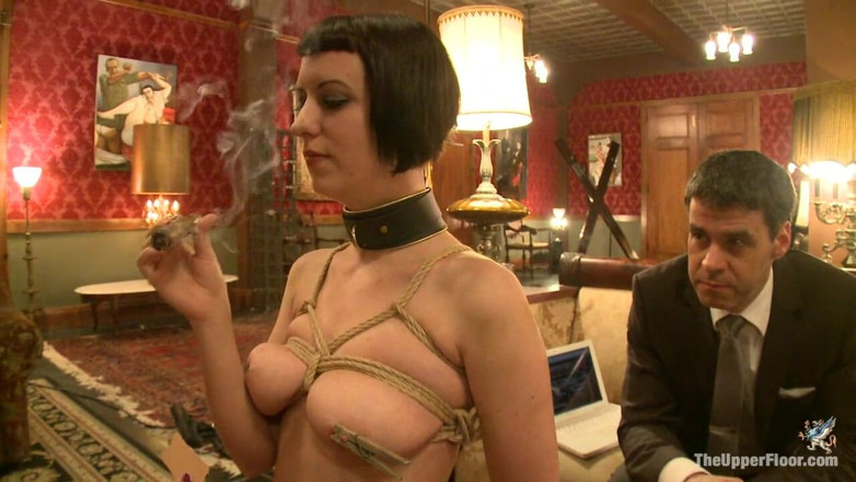 The Upper Floor by Kink: Service-Session: Zigarren und Bondage