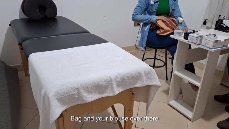 Victor SweetCoupleStories: Un examen anal/rectal realizado por un médico de verdad.