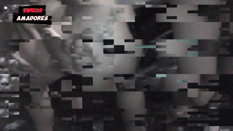 Amateurs videos: 我在洗车，最后操了我的妻子和她已婚的朋友