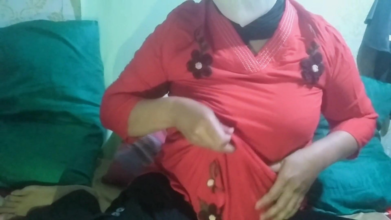 Juwita seksi: Così arrapata che voglio masturbarmi fino a quando non inonda