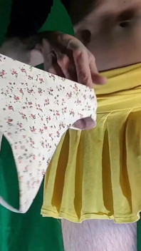 Квітучі безшовні стрінги з жовтою спідницею