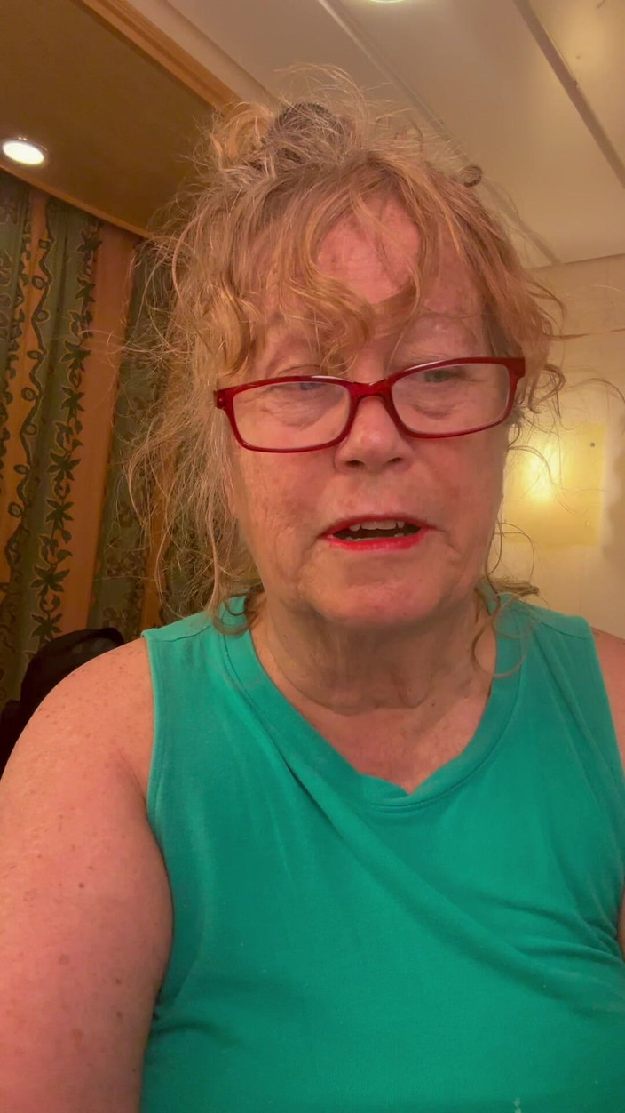 Big Ass 4 U: Duș cu bubbly