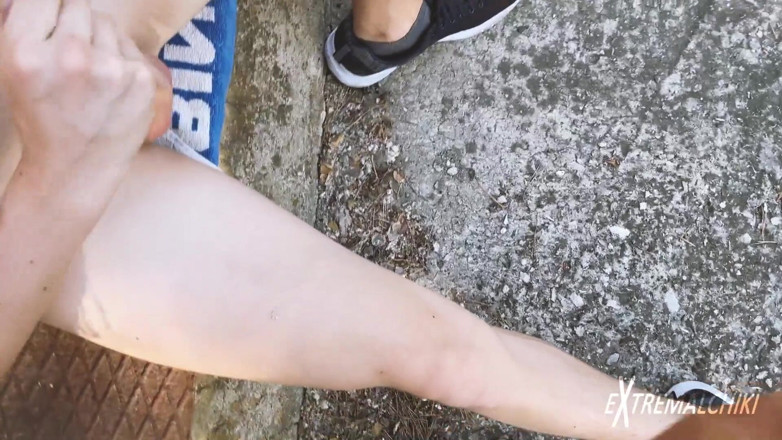 Extremalchiki: Feet cum