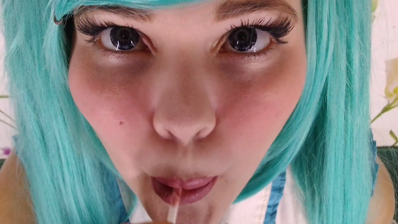 LizAngel: Miku is sucking on the candy and drooling