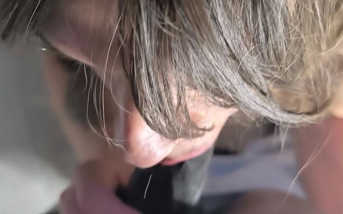 Rozebell: Wundervoller femboy-stiefschwein-blowjob ist erstaunlich
