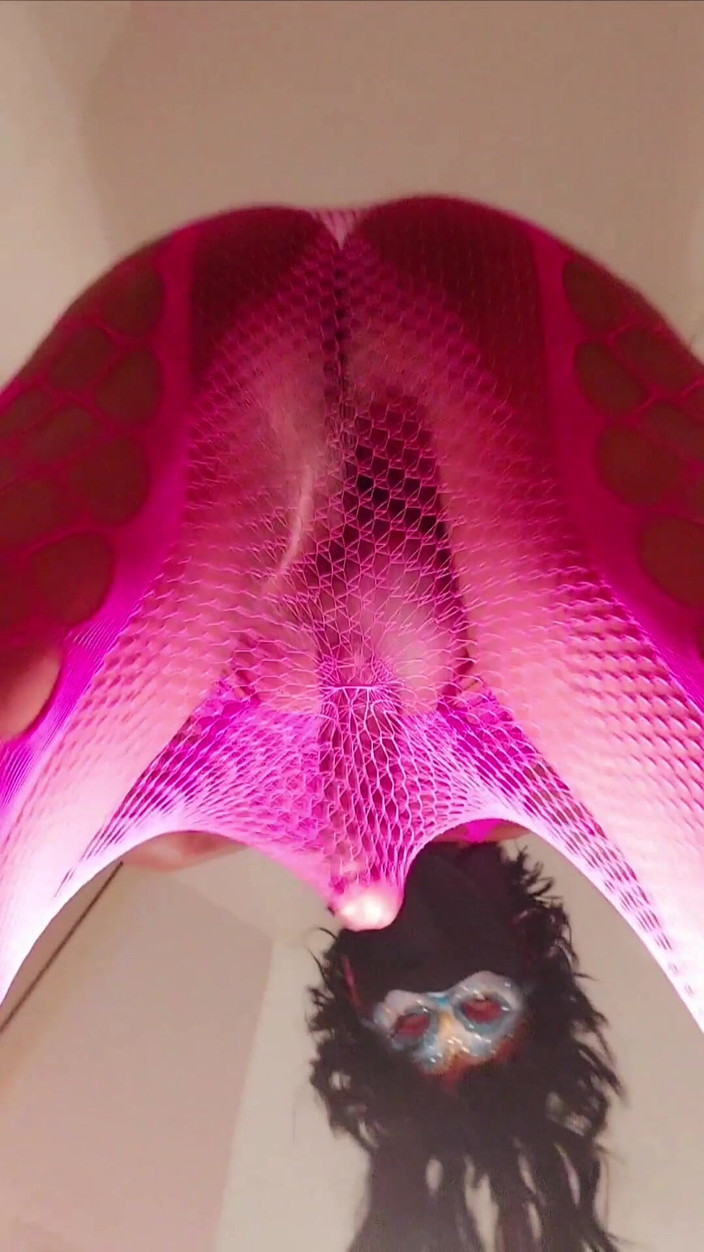 Milah CrossxxX: 밀라 엔 그물망 로즈