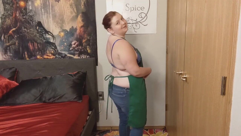 Sin Spice by Sophia Sinclair and Jasper Spice: Starbucks - striptease de avental