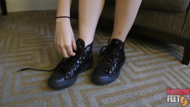 Fucked Feet: Kimber Lee má extra vrásčitá chodidla!