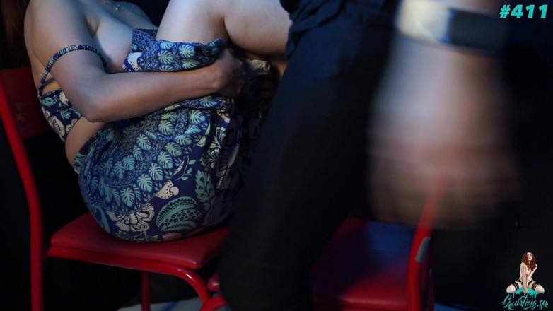 Squirting Sp: MILF, 40-jähriges weißes Mädchen, hatte noch nie Spritzen und wurde oft...