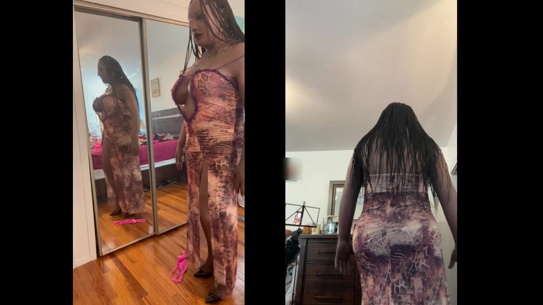 Deanna Doll: Negra gata Danae tirando a roupa, dançando nua, esfregando sua...