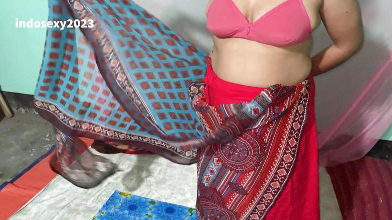 Indo sexy 2023: Šukal jsem svou nevlastní sestru do zadku, objal jsem ji...