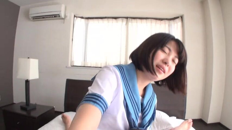 CherryBONBON: Mężczyzna w średnim wieku i umundurowana piękność