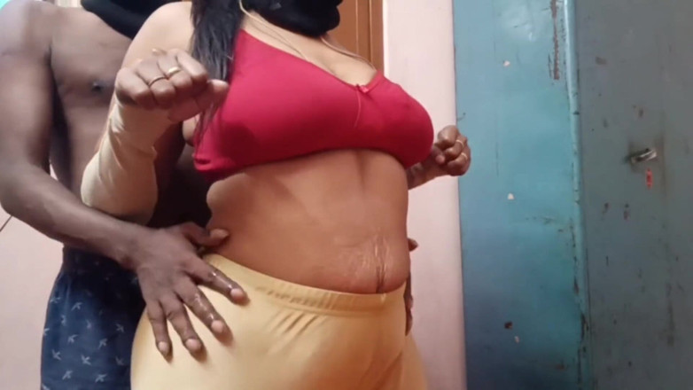 Benita sweety: Сводная сестра дези трахается