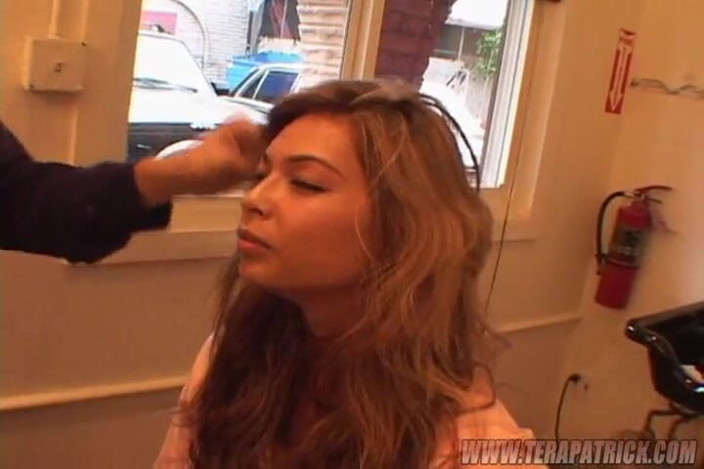 Tera Patrick: Hairstyling Session Featuring Tera Patrick