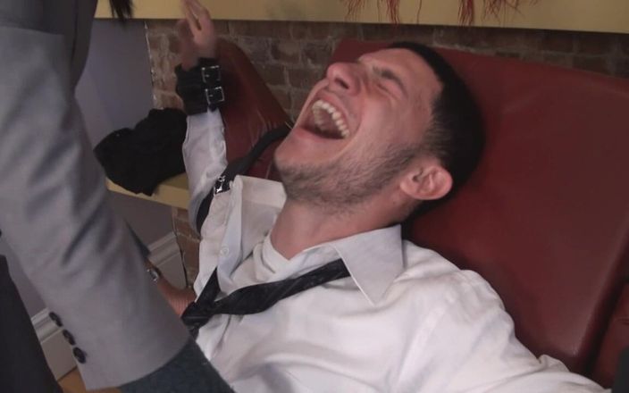 Princess Nikki's Tickling Fetish Sessions: Distracție cu gâdilare și tachinare - episodul Dd_6700