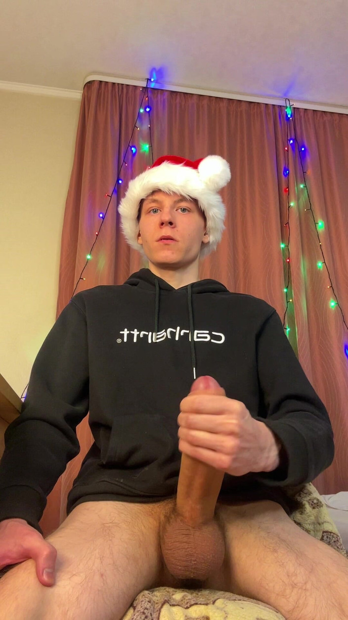 Morflot24: 快速浴室撸管结束射在镜子上