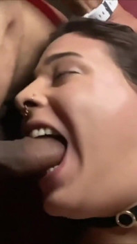 Una deliziosa compilation di come succhiare un cazzo