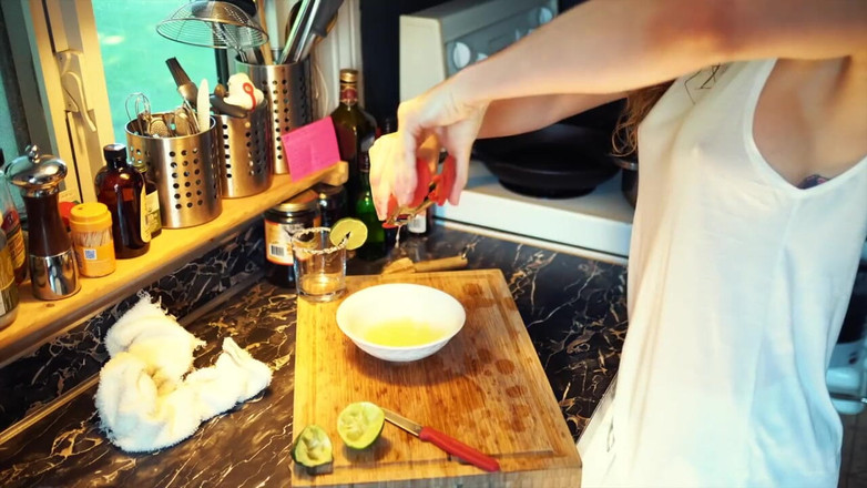 Piper Blush: Suc de lămâie versus storcător de lămâie