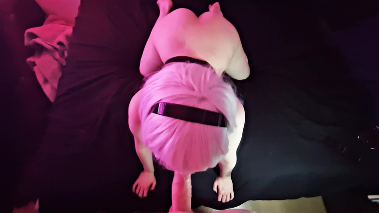 Miss Moons: 2b adore sucer des bites