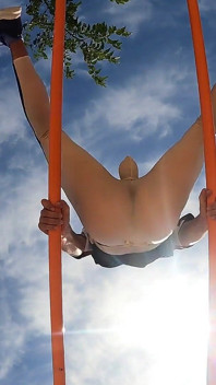 A Street Gym Gives Me Ideas for Fucking Positions. How Horny I Ended up!