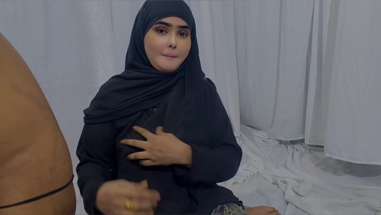 Ajmirsxx: Sadia la bhabhi bengalie l’amène à l’hôtel Cox’s Bazar pour s’amuser