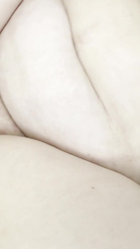 Il Marito Cornuto Guarda La Moglie, Che Ama Il Sesso Anale, Fare Sesso Con Altri Uomini