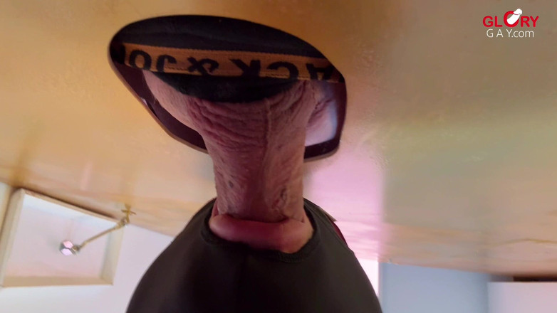 GLORYHOLEGAYS: Только дрочка, но я хотела больше у глорихола, он заметил