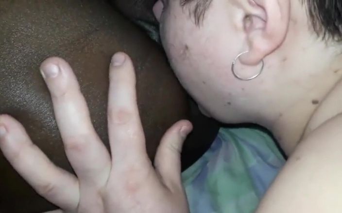 Young English BBW: Bbwbootyful吸い舐め舐めBBC Nata4sex Balls &amp;amp; Ass Sstrokeing His Dick Swallowing His Cum