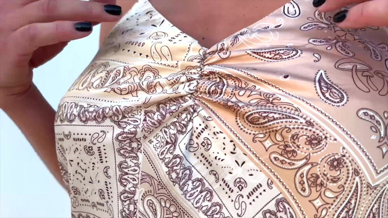 Video Porno One: Ziyaret Edilecek Küçük Eşlikler