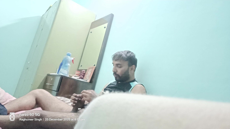 Rajasthani-old-lover: Indiska desi -tjejer är sex med grannens styvfar och arméofficers styvfar