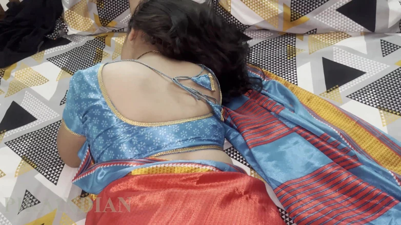 Pika Indian: हॉट देसी पत्नी नताशा हॉट रोमांटिक सेक्स चुदाई pika भारतीय भारतीय आंटी देसी लड़की सौतेली बहन बड़े स्तन प्राकृतिक