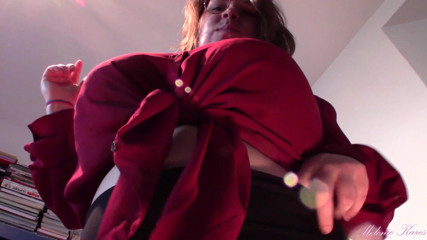 Melonie Kares: Giantess eats your donuts POV