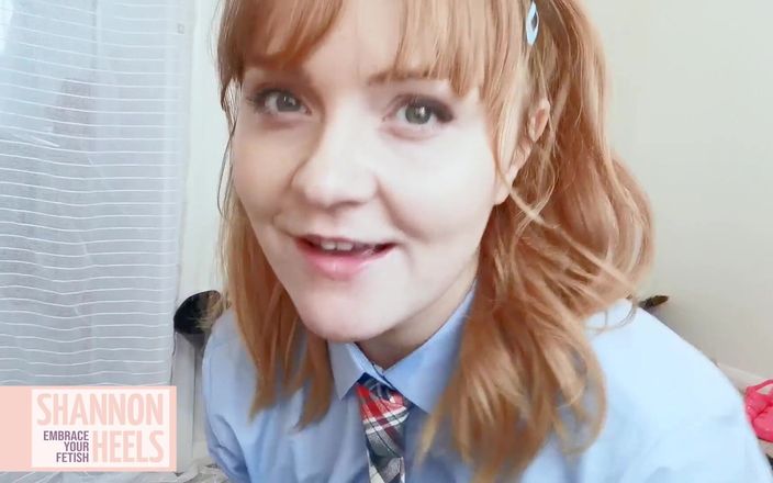 Shannon Huxley: 你能对着你的鸡巴口水先生吗？？- Shannon Heels