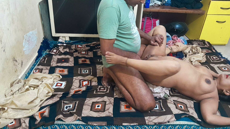 Hot Indian Aunty: Beautiful Indian MILF Romantic Night with Her Hubby