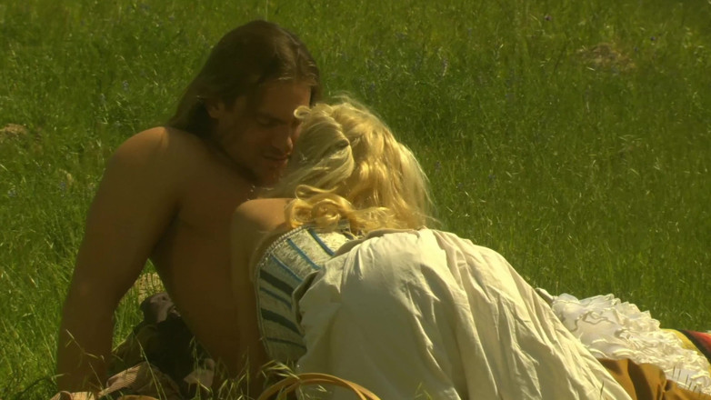 Worldwide Sex Movies: Sesso a ovest del prato - bionda riccia in calze scopata...