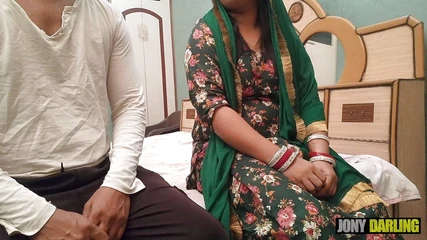 Karwa Chauth Special - styvmamma höll styvsonens snabb