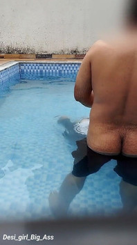 A Hot Couple's Risky Fun in the Swimming Pool.