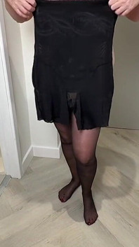 Vgq28 Aunty Trying on New Shape Wear