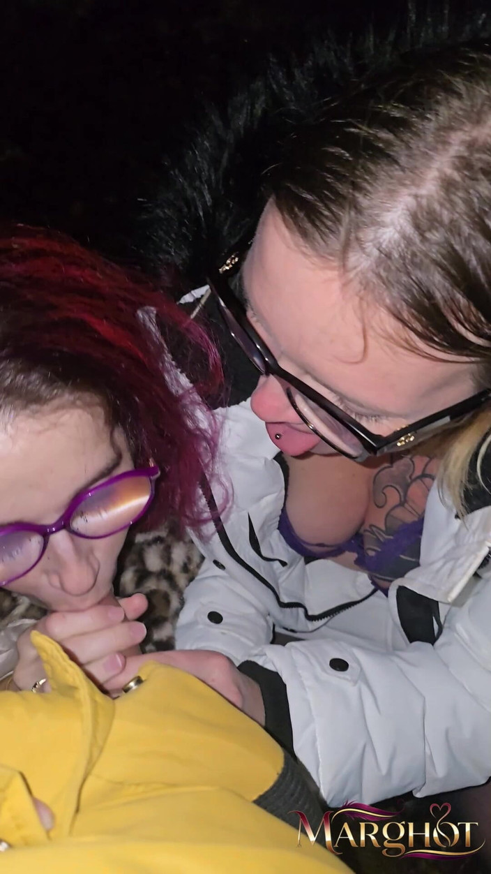 Sexymarghot: エキシブ・アンシーとマグダレーナ・メデューサ:彼氏を一緒に吸い、彼のジュースをどこへでも持っていく