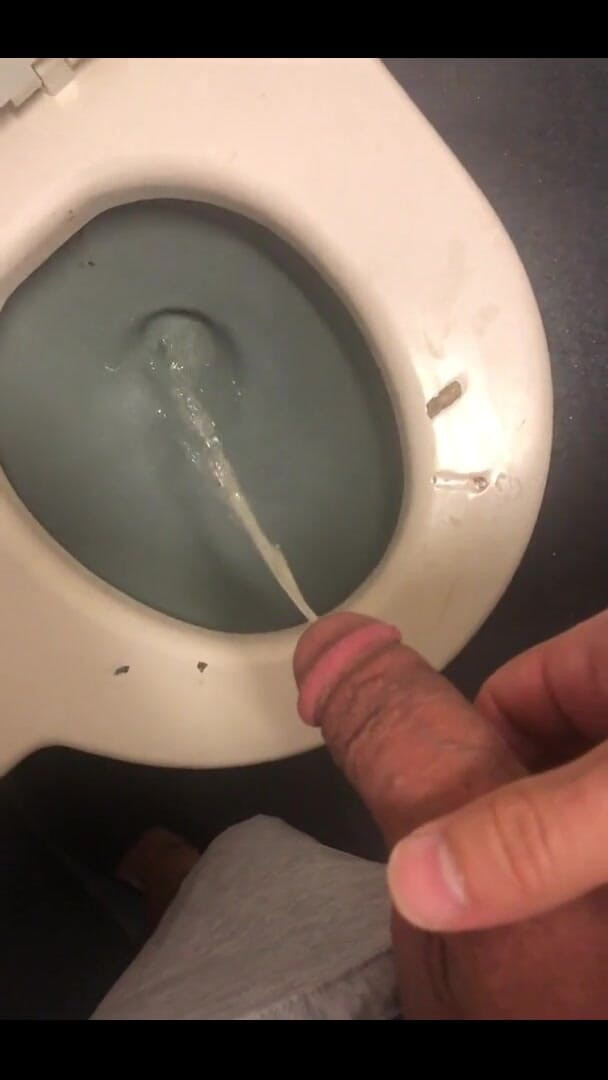 Reese Rideout: Vidéo de pisse